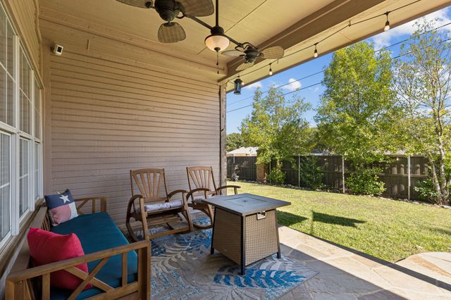 1060 Rosewood Drive, Grapevine, TX 76051