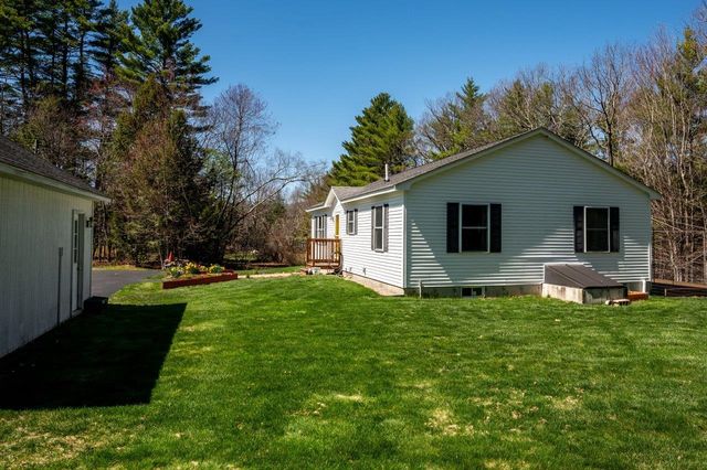 345 Stage Road, Nottingham, NH 03290