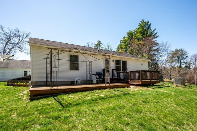 345 Stage Road, Nottingham, NH 03290