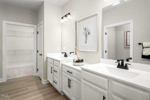 908 Walker Ridge Way, Willow Springs, NC 27592