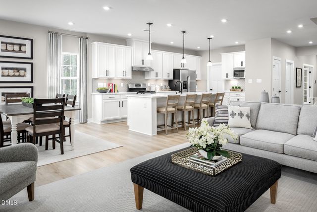 908 Walker Ridge Way, Willow Springs, NC 27592