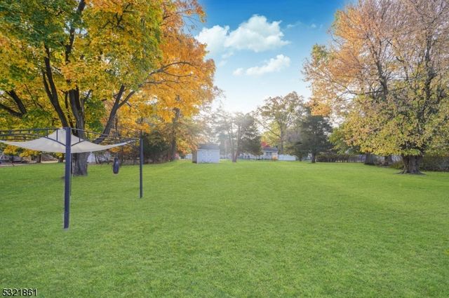 13 Bartle Rd, Franklin Twp., NJ 08873