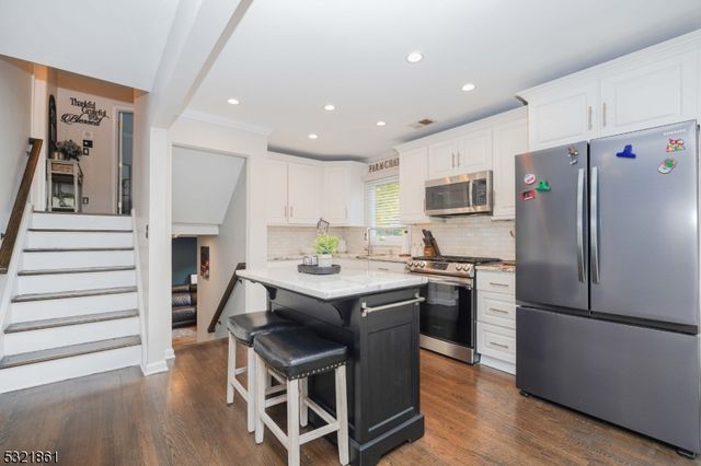 13 Bartle Rd, Franklin Twp., NJ 08873