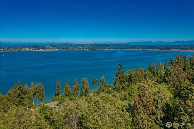 5518 Puffin Place, Blaine, WA 98230