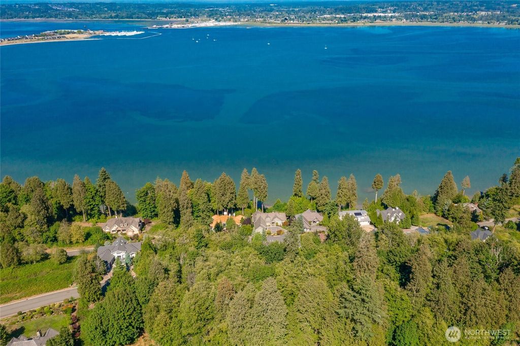 5518 Puffin Place, Blaine, WA 98230