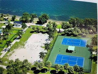 1750 N Bayshore Dr 3403, Miami, FL 33132