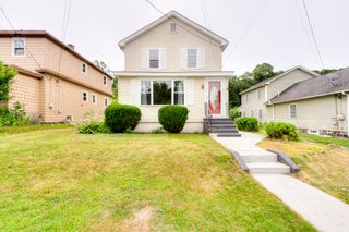 62 Rolfe Ave, Shrewsbury, MA 01545