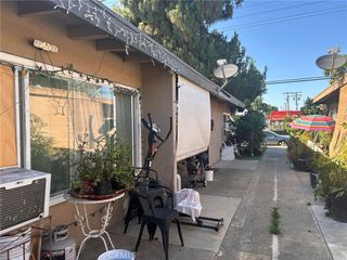 2718 W Mcfadden Avenue, Santa Ana, CA 92704