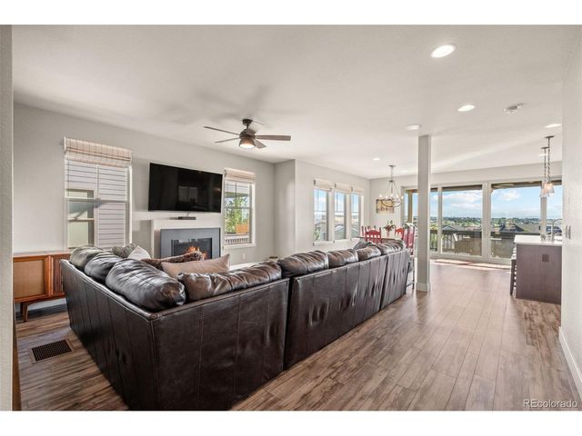 6985 S Buchanan Ct, Aurora, CO 80016