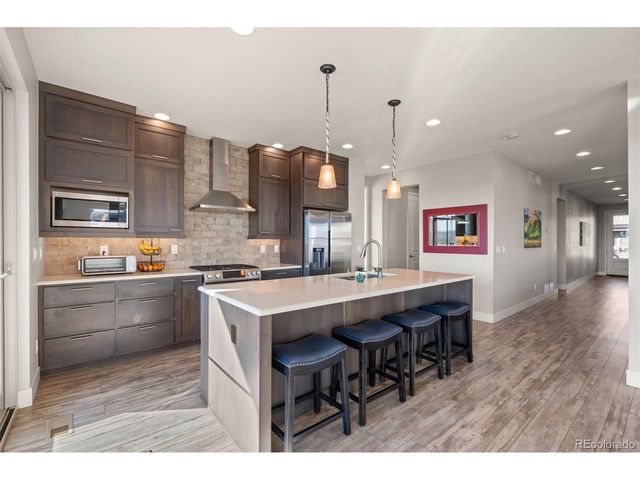 6985 S Buchanan Ct, Aurora, CO 80016