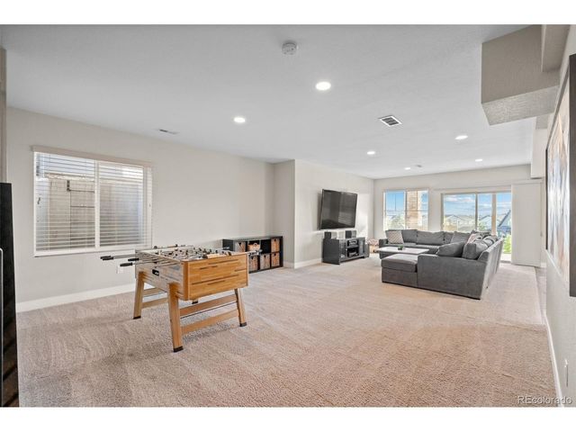 6985 S Buchanan Ct, Aurora, CO 80016