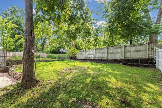 4516 Mercier Street, Kansas City, MO 64111