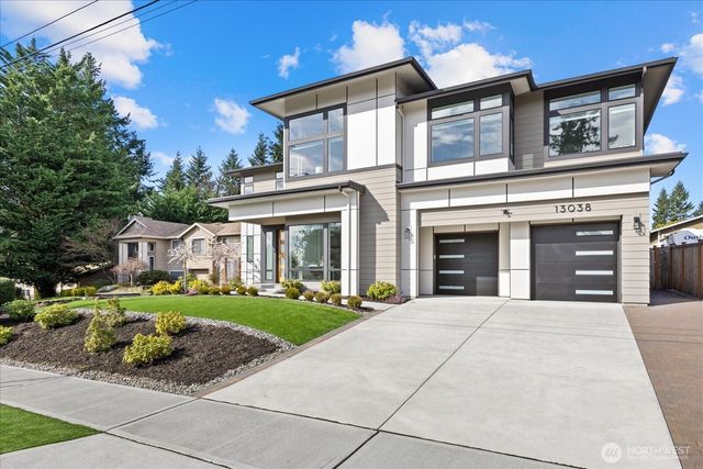 13038 NE 102nd Place, Kirkland, WA 98033