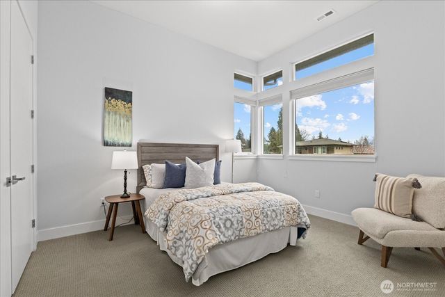 13038 NE 102nd Place, Kirkland, WA 98033