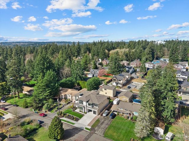 13038 NE 102nd Place, Kirkland, WA 98033