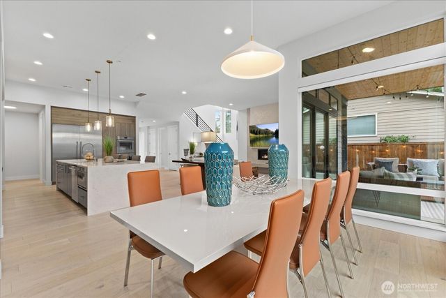 13038 NE 102nd Place, Kirkland, WA 98033