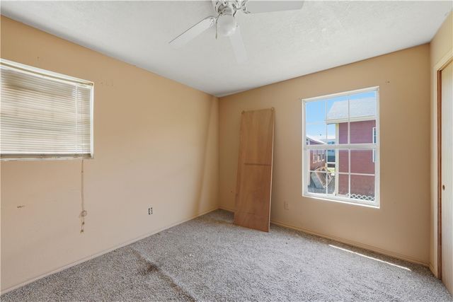 1403 Pecan Street, Hearne, TX 77859