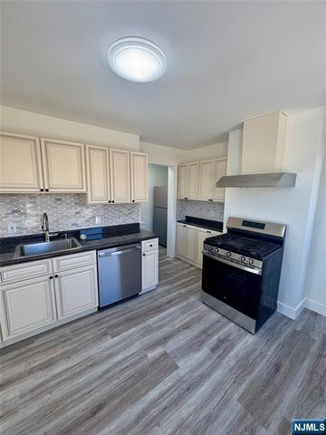 7 Franklin Avenue 5 & 6, Harrison, NJ 07029