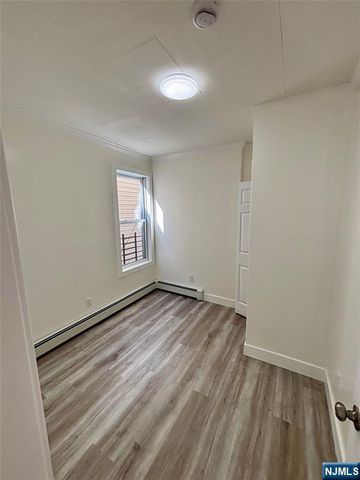 7 Franklin Avenue 5 & 6, Harrison, NJ 07029