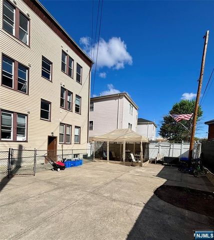 7 Franklin Avenue 5 & 6, Harrison, NJ 07029