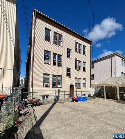 7 Franklin Avenue 5 & 6, Harrison, NJ 07029