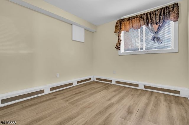 305 Cator Ave 1B, Jersey City, NJ 07305