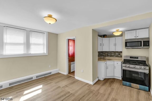 305 Cator Ave 1B, Jersey City, NJ 07305