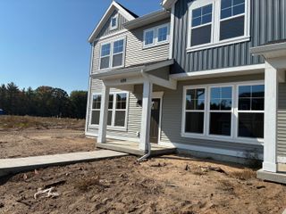 6114 Stahl Drive 16, Spring Lake, MI 49456