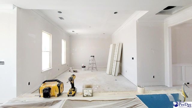 1013 Wessex, Florence, SC 29501