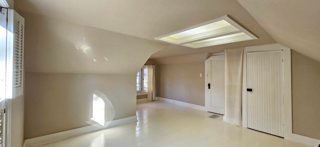 432 Northwest Street, Utica, IL 61373