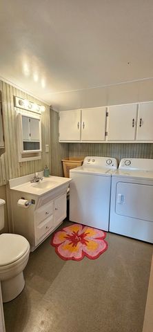 432 Northwest Street, Utica, IL 61373