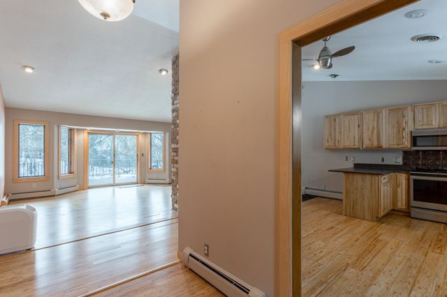 8717 Demontreville Trail N, Lake Elmo, MN 55042