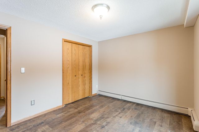 8717 Demontreville Trail N, Lake Elmo, MN 55042