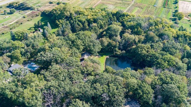 8717 Demontreville Trail N, Lake Elmo, MN 55042