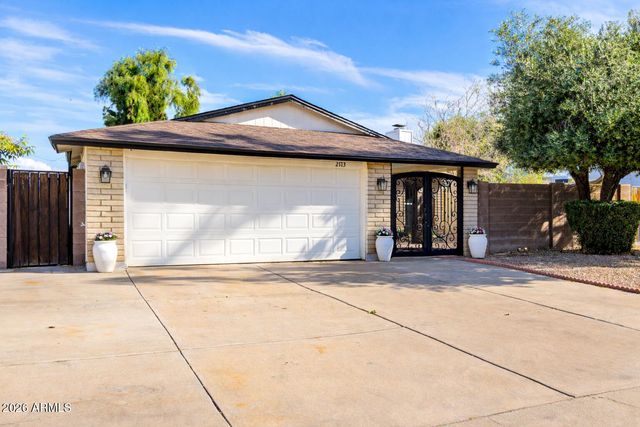 2113 N CENTRAL Drive, Chandler, AZ 85224