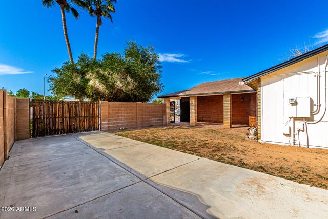 2113 N CENTRAL Drive, Chandler, AZ 85224
