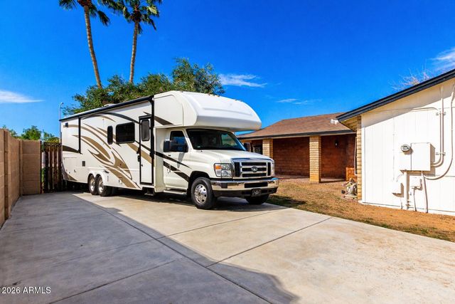 2113 N CENTRAL Drive, Chandler, AZ 85224