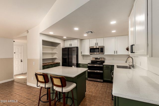 2113 N CENTRAL Drive, Chandler, AZ 85224