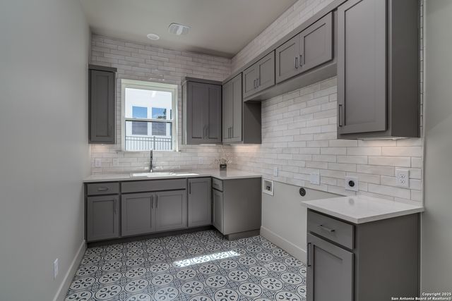 24403 Tres Arroyos, San Antonio, TX 78255