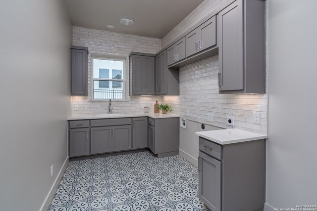 24403 Tres Arroyos, San Antonio, TX 78255