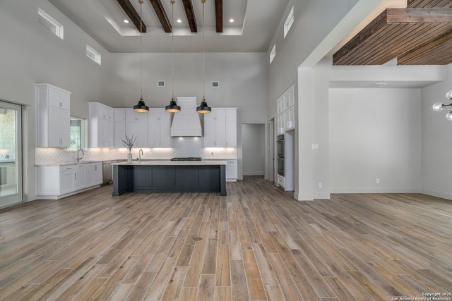 24403 Tres Arroyos, San Antonio, TX 78255