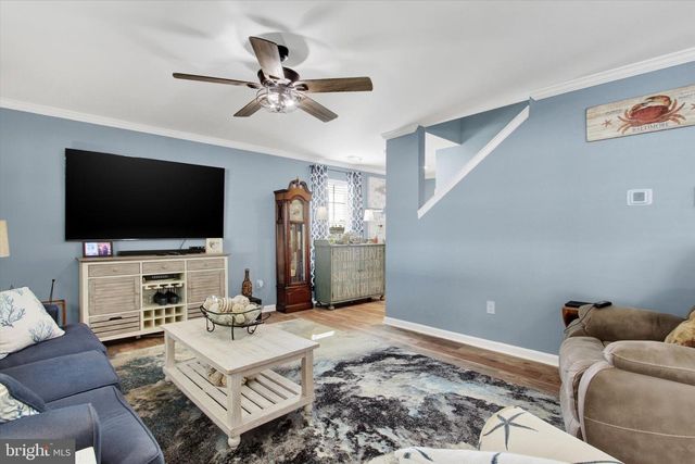 6080 DEBORAH DR, Spring Grove, PA 17362