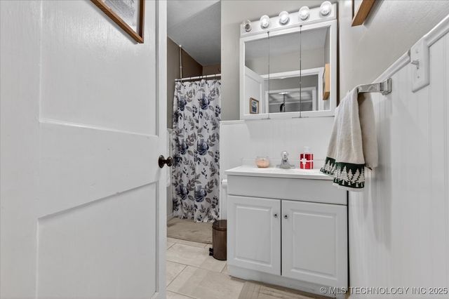 616 E 13th Street, Bartlesville, OK 74003