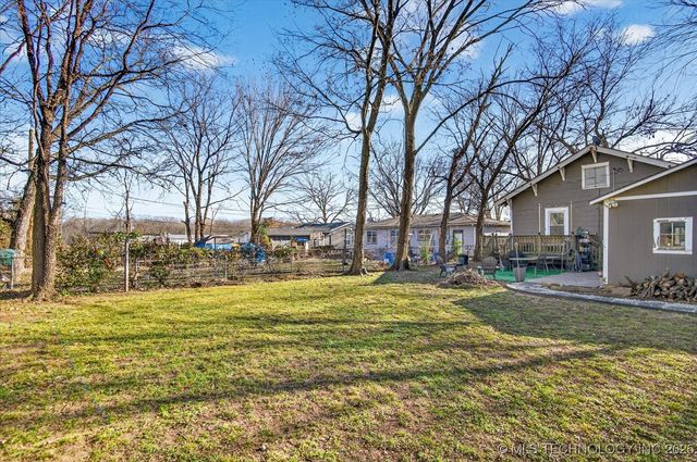 616 E 13th Street, Bartlesville, OK 74003