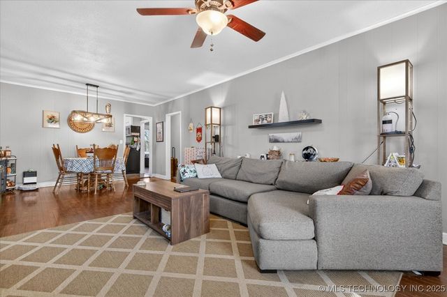 616 E 13th Street, Bartlesville, OK 74003