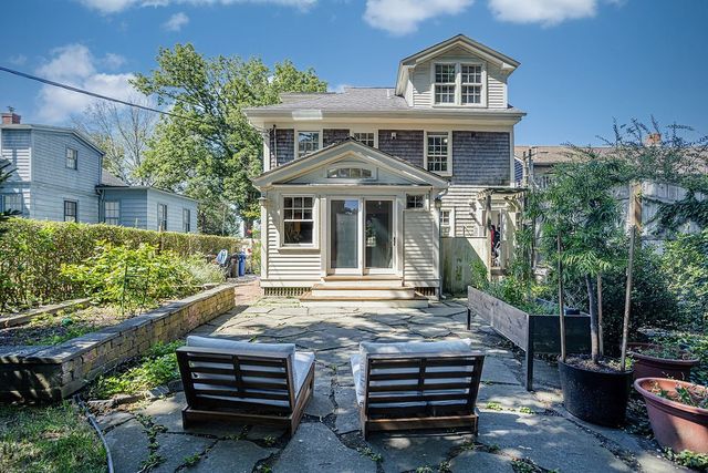 3 Vicksburg Place, Newport, RI 02840