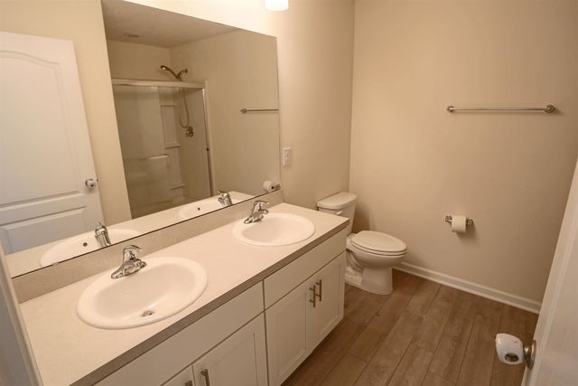 323 Chasewood Dr, St Augustine, FL 32095