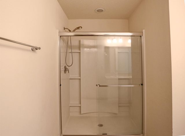 323 Chasewood Dr, St Augustine, FL 32095