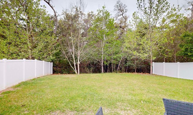 323 Chasewood Dr, St Augustine, FL 32095