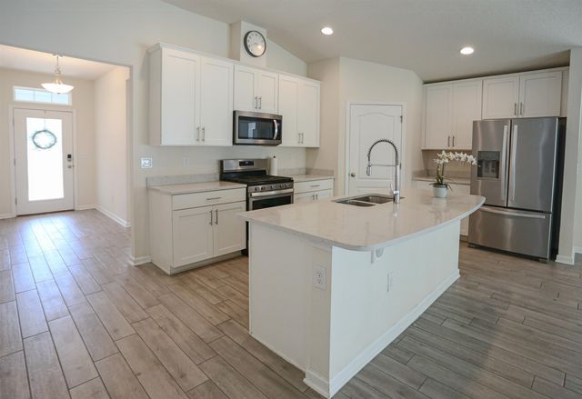 323 Chasewood Dr, St Augustine, FL 32095